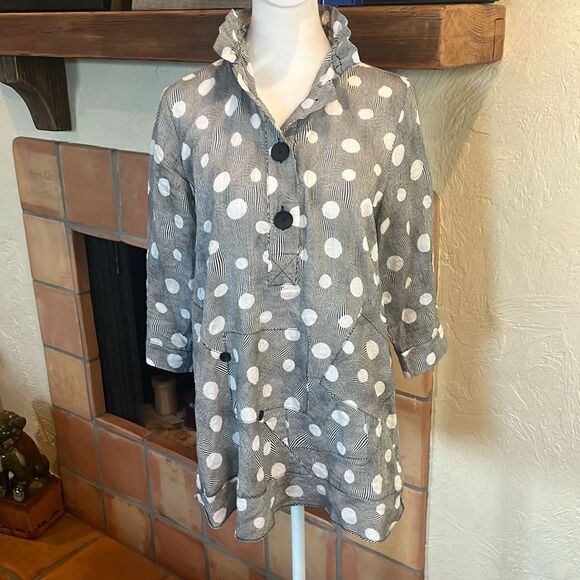 Terra SJ Apparel Black and White Striped Polka Dot Ruffle Tunic, size SMALL - Picture 1 of 10